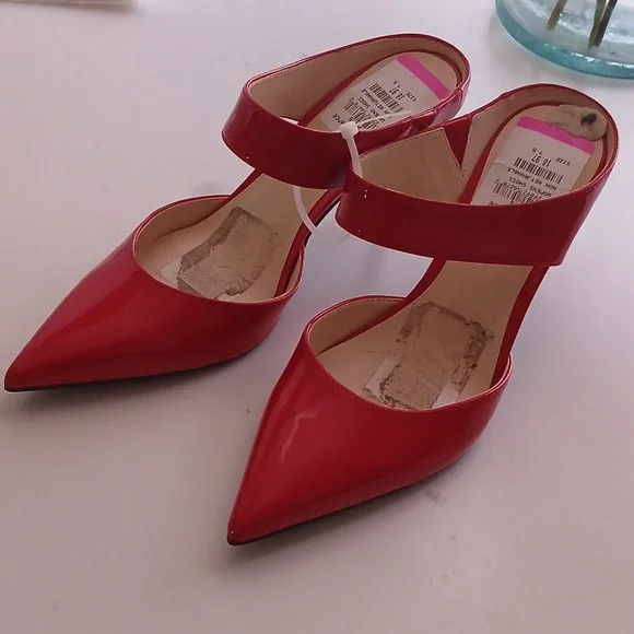 Red Shoes - Picture 1 of 2